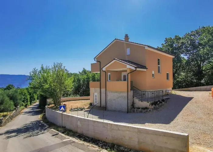 2 Bedroom Stunning In Casa de Férias *