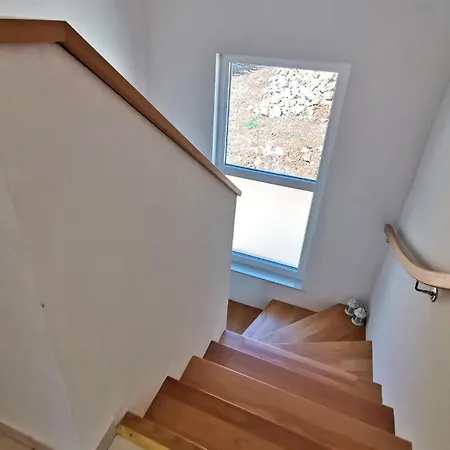 2 Bedroom Stunning In * Risika