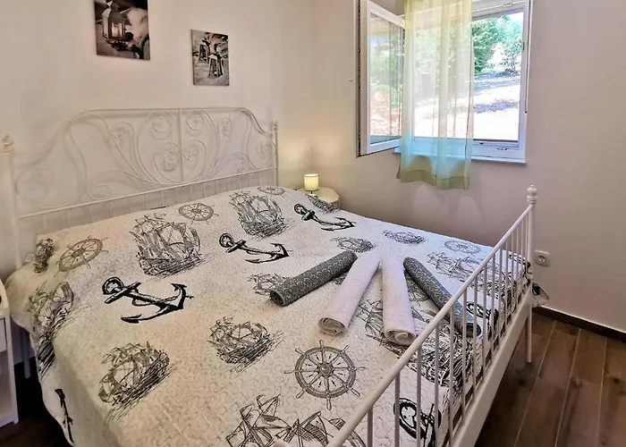 度假居 2 Bedroom Stunning In