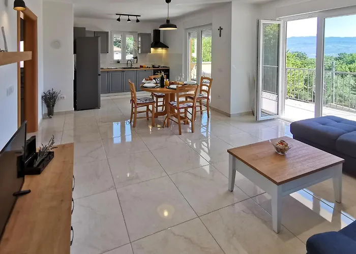 2 Bedroom Stunning In * 里斯卡