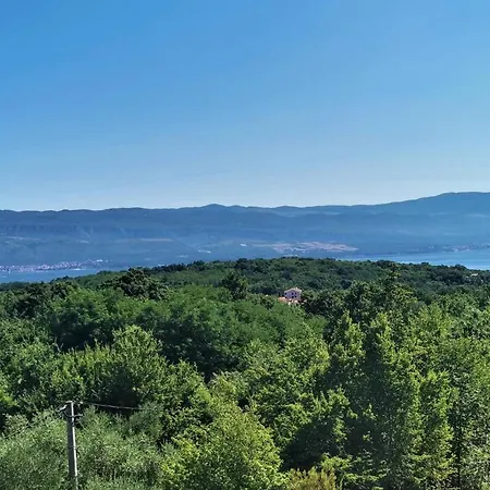 2 Bedroom Stunning In * Risika