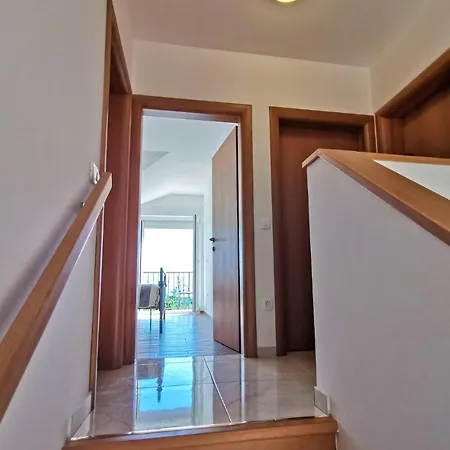 Semesterbostad 2 Bedroom Stunning In *